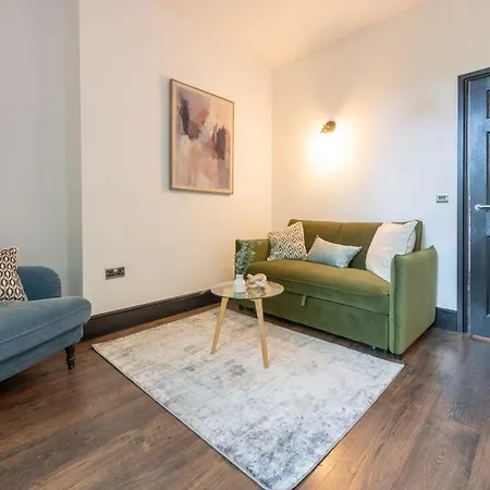 Executive 2-bed - Walk To Uni & Lgi Apartment *