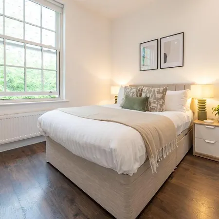 Executive 2-bed - Walk To Uni & Lgi Apartment